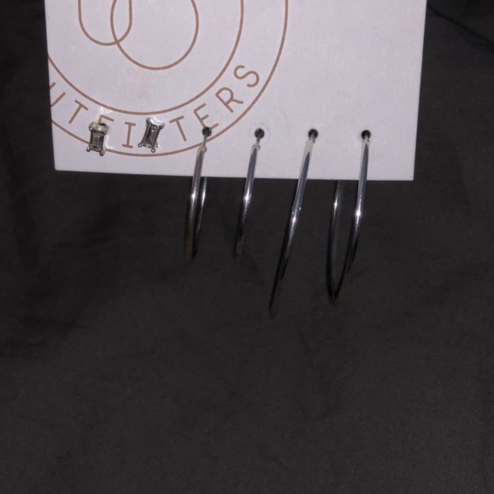 Earring bundle - Picture 2 of 5